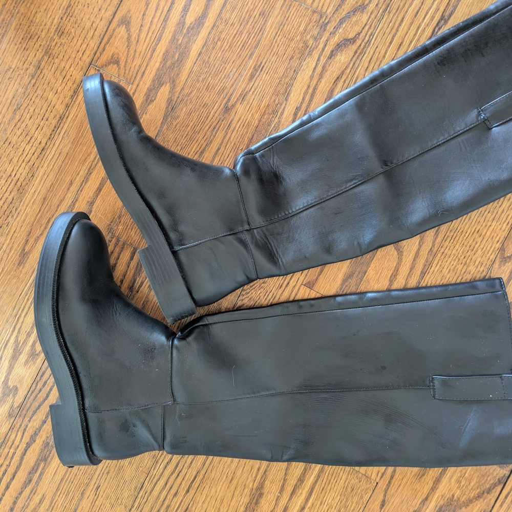 Black Knee-High Leather Boots